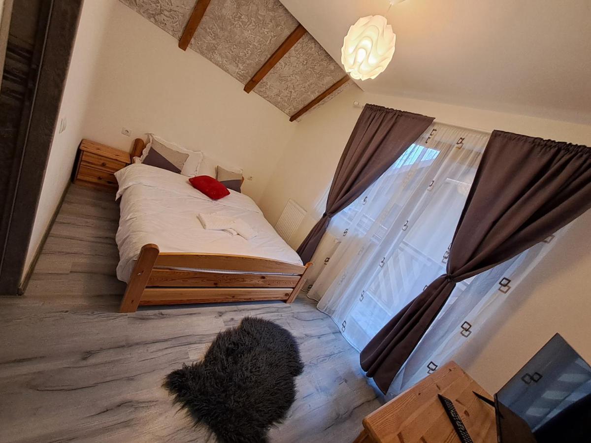 Vis Implinit Hotel Cîrţişoara Szoba fotó